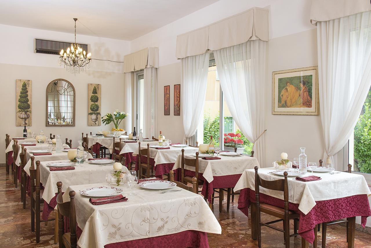 Hotel Olimpia Bellaria-Igea Marina Extérieur photo